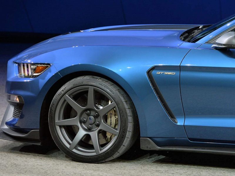 20152017 Mustang GT350 Fiberglass Style Fenders By HCM